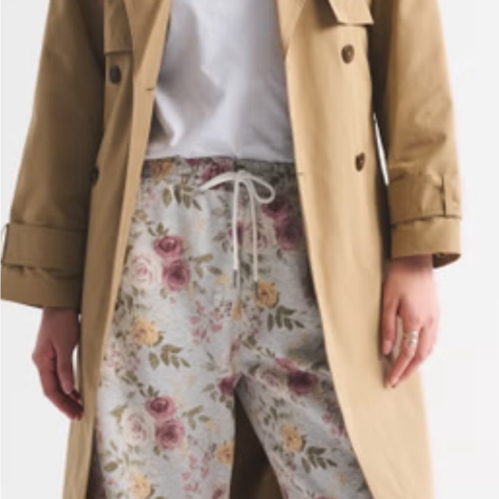 Abercrombie Floral Sunday Baggy Sweatpant • Cuffed Jogger • L Short • NWT - Picture 2 of 4
